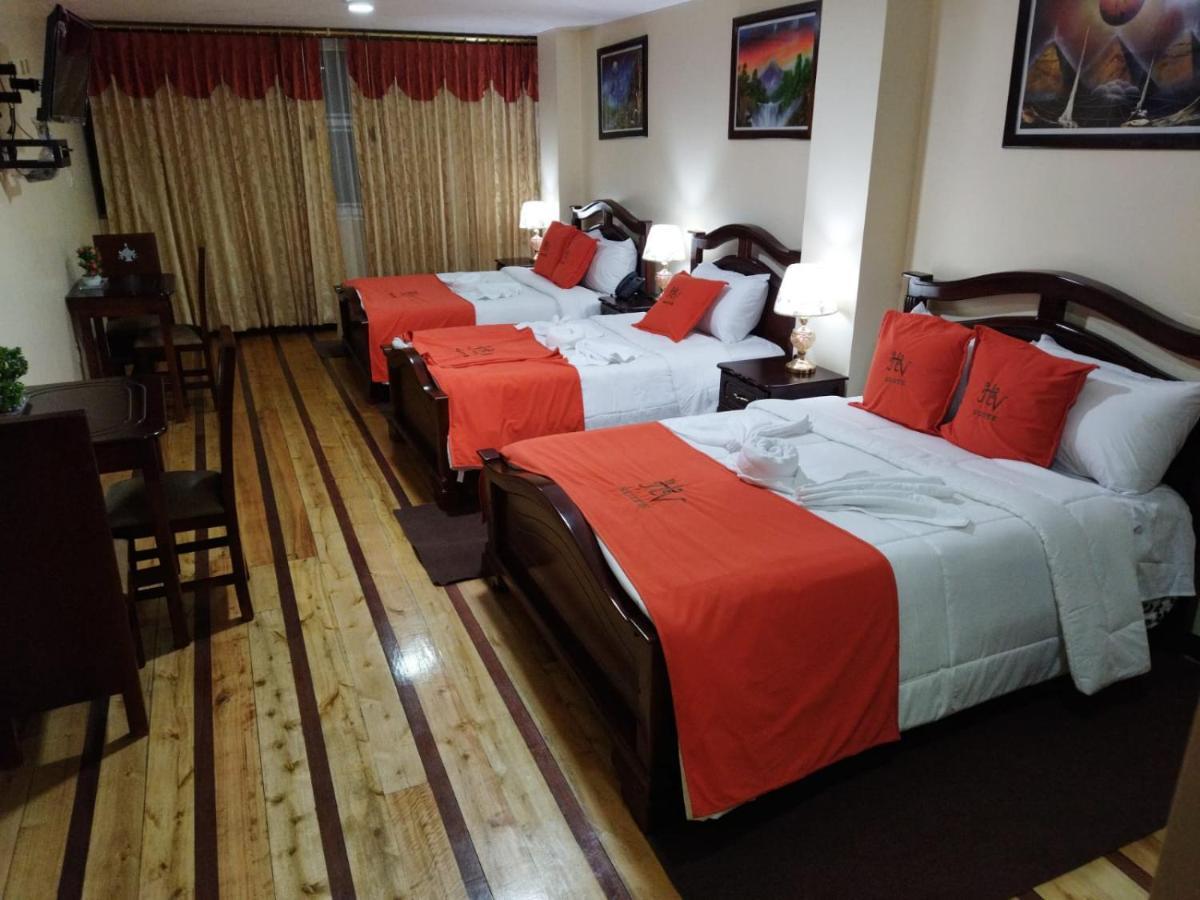 Hotel Velanez Suite Riobamba Dış mekan fotoğraf