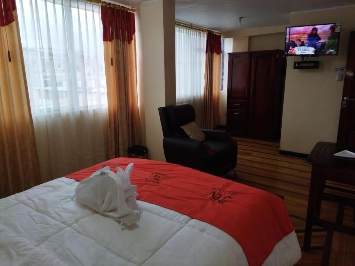 Hotel Velanez Suite Riobamba Dış mekan fotoğraf