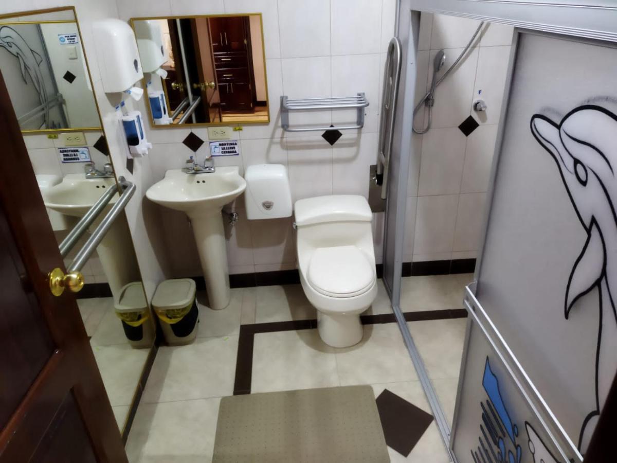 Hotel Velanez Suite Riobamba Dış mekan fotoğraf
