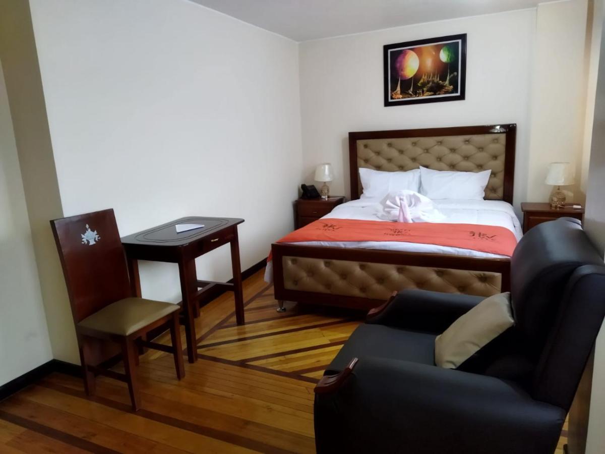 Hotel Velanez Suite Riobamba Dış mekan fotoğraf
