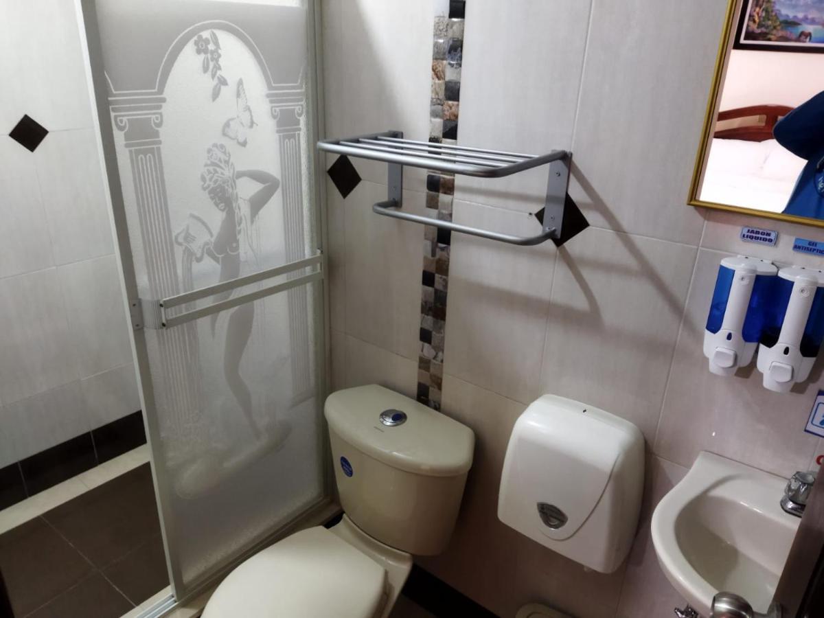 Hotel Velanez Suite Riobamba Dış mekan fotoğraf