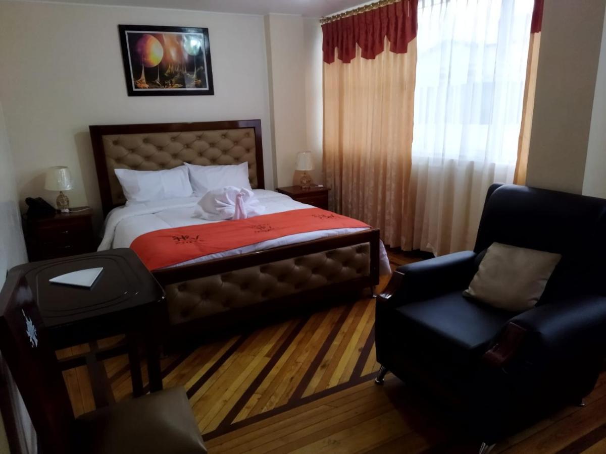 Hotel Velanez Suite Riobamba Dış mekan fotoğraf